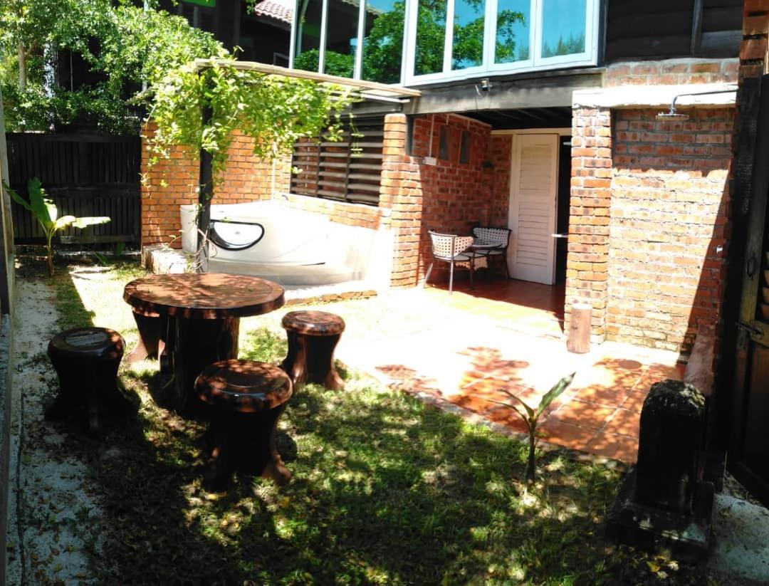 The Daun Langkawi 2*